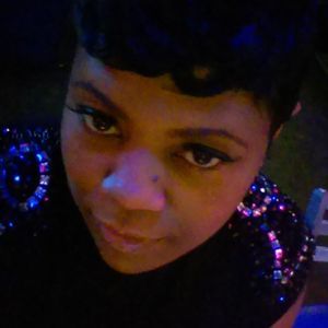 Meet your Posher, Roshanda